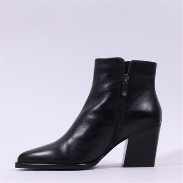 Regarde Le Ciel Eithel Stack Heel Boot - Black Leather